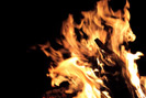 Brennendes Holz Feuer